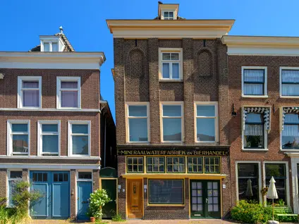 Apothekersdijk 12D